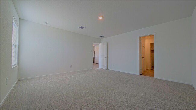 Building Photo - 29039 Grazing Plns Ln