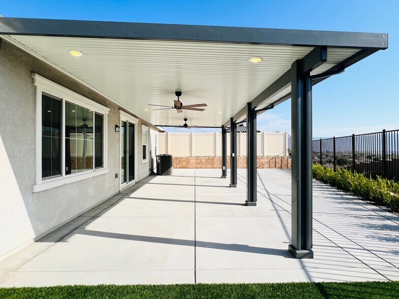 Building Photo - 45123 Quicksilver Rd