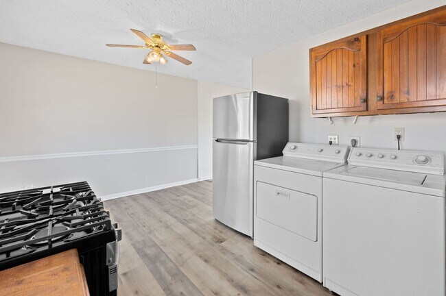 Building Photo - 3-Bedroom Home in Summerside with Fenced Yard & Extra Storage