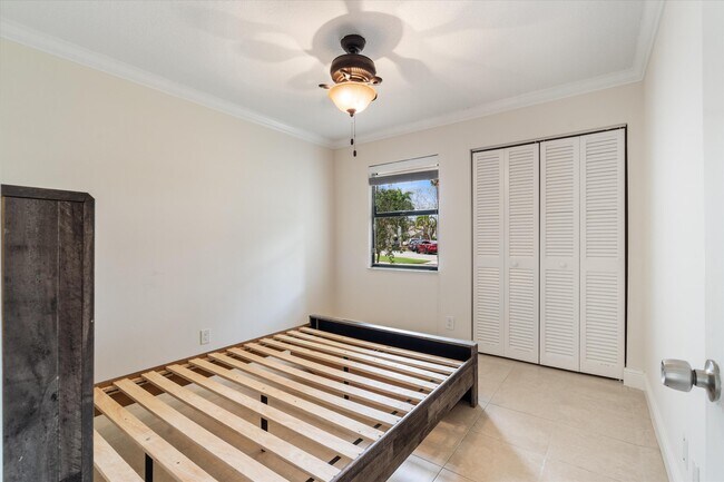 Building Photo - 1394 Gallinule Cir