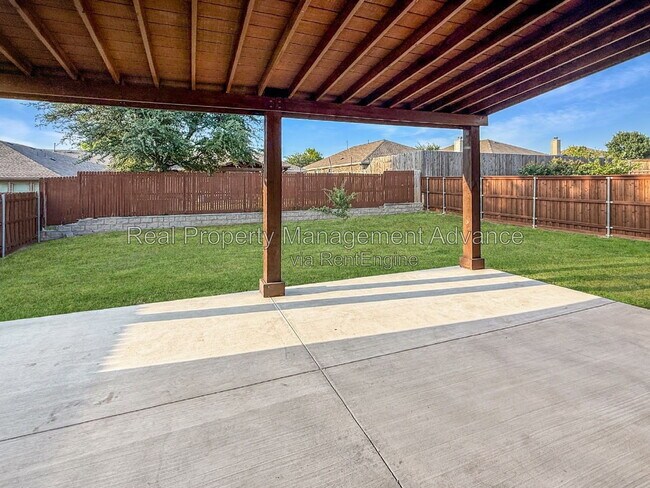 Building Photo - 512 Winchester Dr