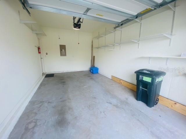 Building Photo - 6842 40th Ln N