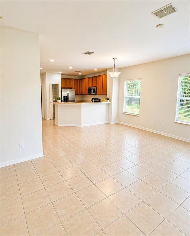 Building Photo - 9349 Jasmine Flower Ln