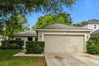 Building Photo - 2104 Aitkin Loop