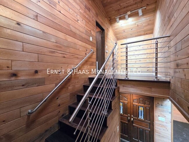 Building Photo - 1330 Ximeno Ave