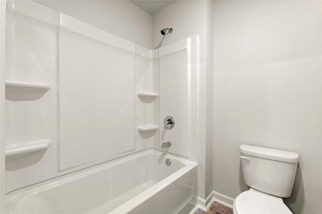 Building Photo - 348 Belmont Dr