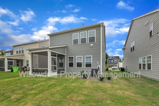 Building Photo - 749 Swim Cave Ln