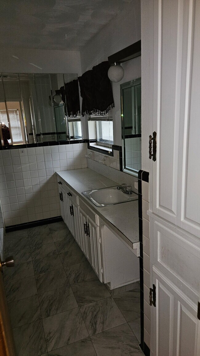 Building Photo - 111 Timothy Trail