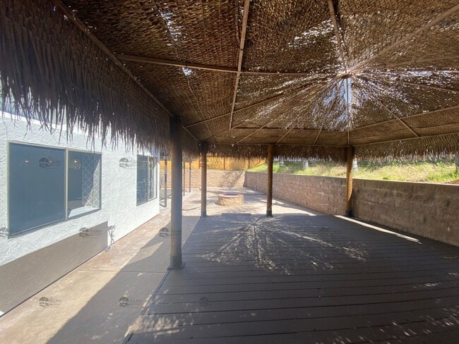 Building Photo - Updated 3BD/2BA with Air Conditioning