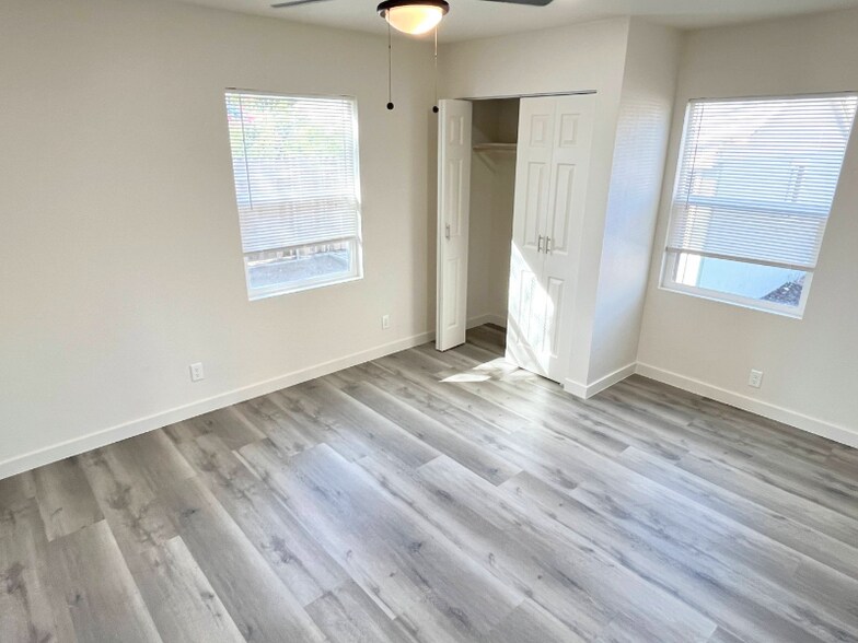 Building Photo - 5769 Eugene St