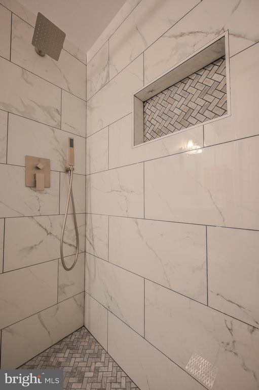 Building Photo - 3307 Wyndham Cir