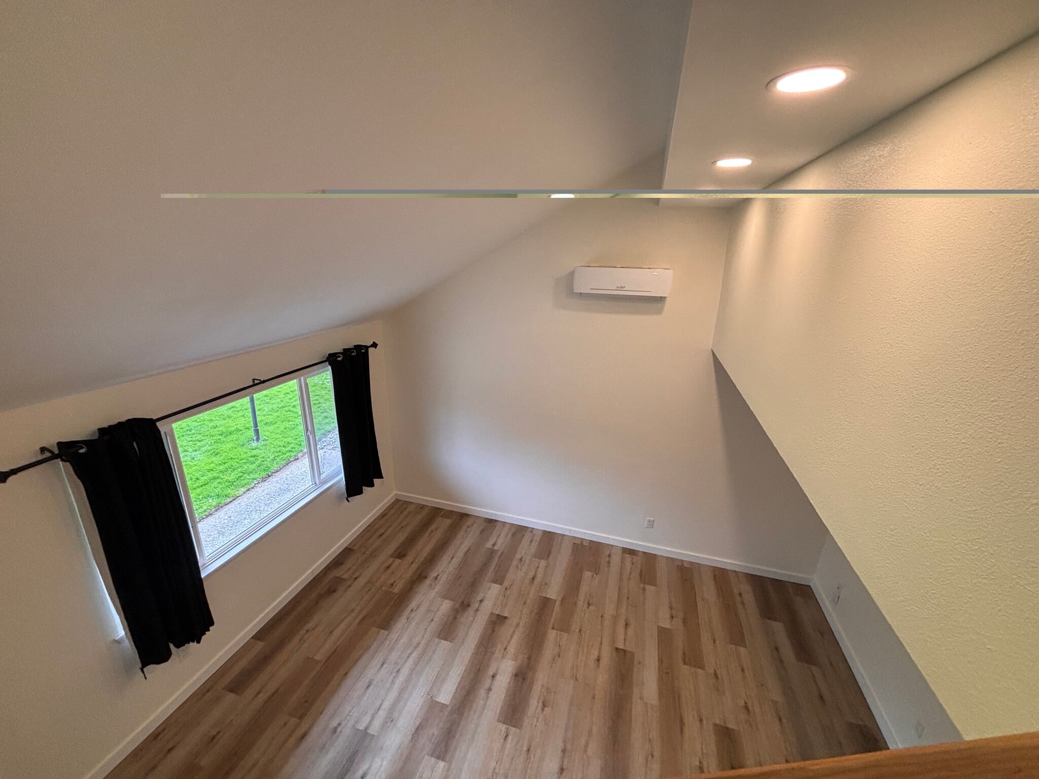 Building Photo - 429 Thomas St NW