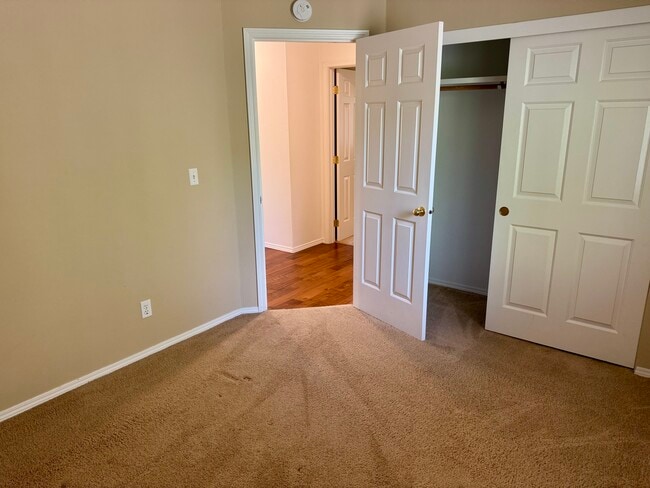Building Photo - 15325 SW Widgeon Ct