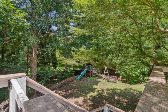 Building Photo - Furnished 4 Bed/3 Full Bath Home in Cary!