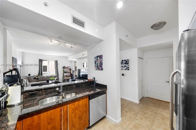 Building Photo - 7350 SW 89th St