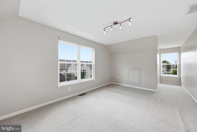 Building Photo - 3518 Trevi Ct