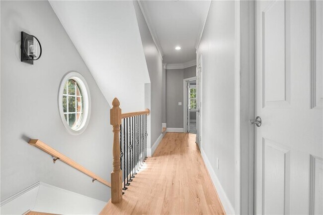 Building Photo - 2586 Brookhaven Chase Ln NE