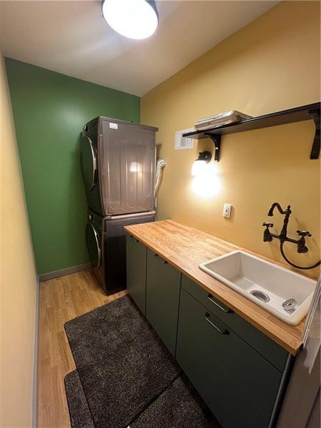 Building Photo - 127 Westland Dr