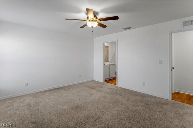 Building Photo - 185 Yager Cir