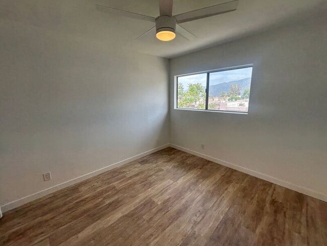 Building Photo - 10237 Tujunga Canyon Blvd
