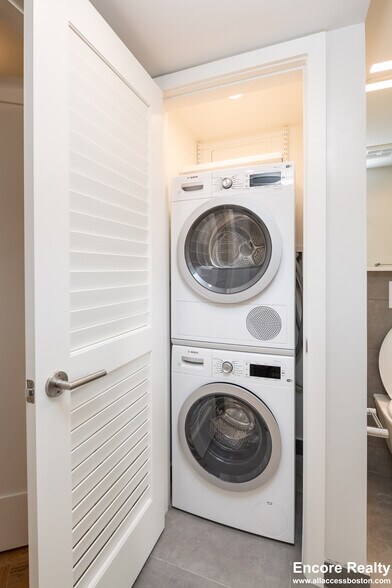 Building Photo - 12 Commonwealth Ave