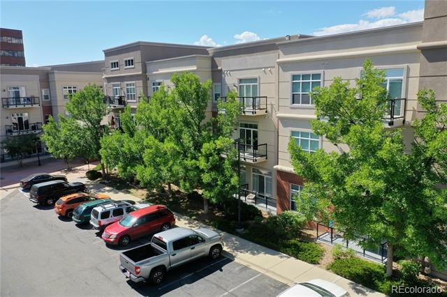 Building Photo - 5677 S Park Pl