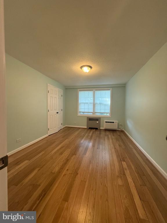 Building Photo - 100 N George Mason Dr