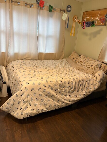 Building Photo - 20 Stanley St