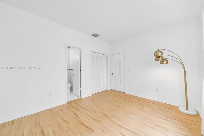 Building Photo - 1051 Meridian Ave