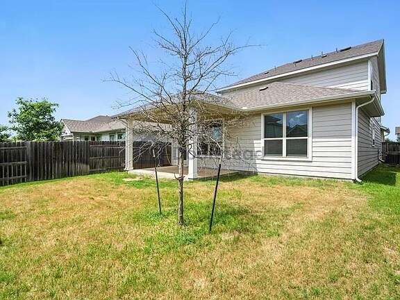 Building Photo - 8207 Cottage Rose Dr
