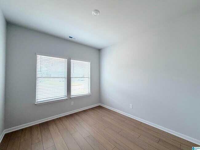 Building Photo - 22754 Dashwood Ln