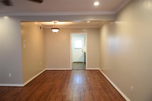 Building Photo - 10232 Regal Oaks Dr