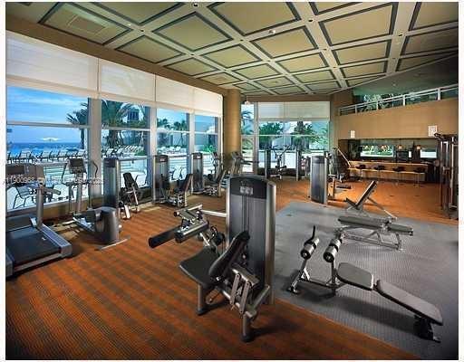 Building Photo - 3101 S Ocean Dr