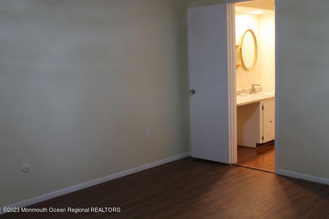 Building Photo - 134 Amberly Dr