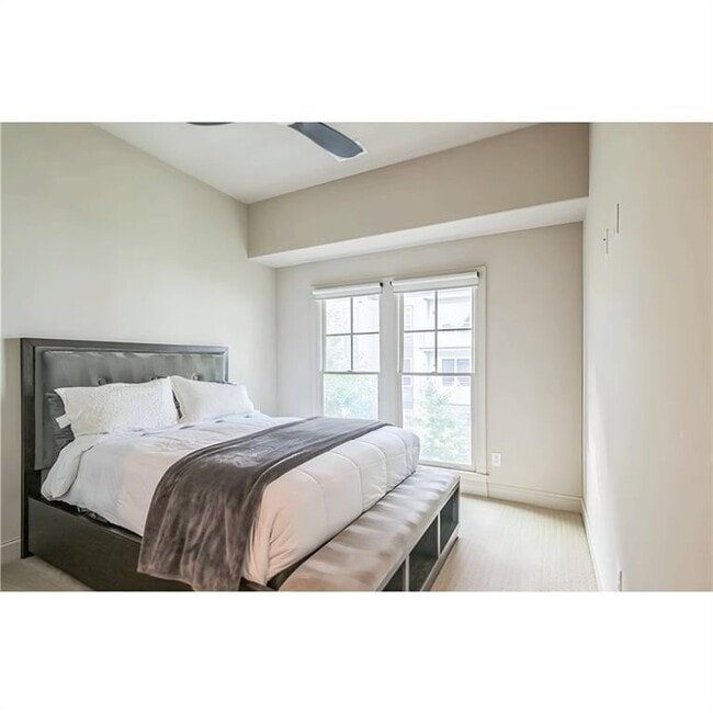 Building Photo - 26 Bass St SE