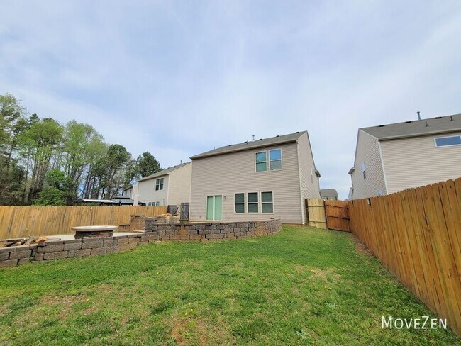 Building Photo - 7136 Pitzer Dr