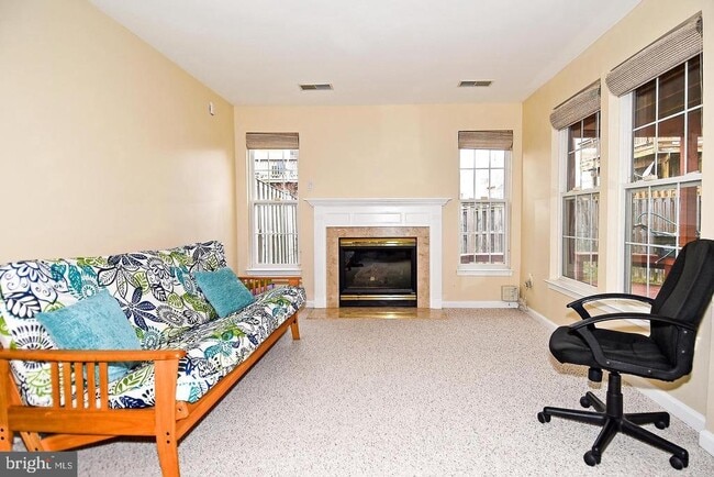 Building Photo - 25445 Carberry Dr