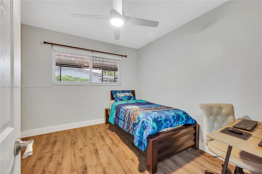 Building Photo - 4764 NE 15th Way