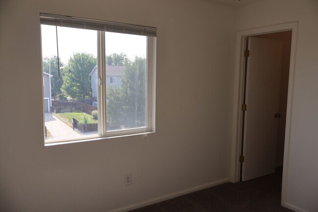 Building Photo - Chic Two-Story Home with Outdoor Area + $2...