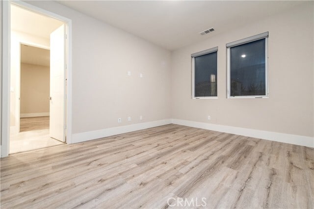 Building Photo - 55 Crater