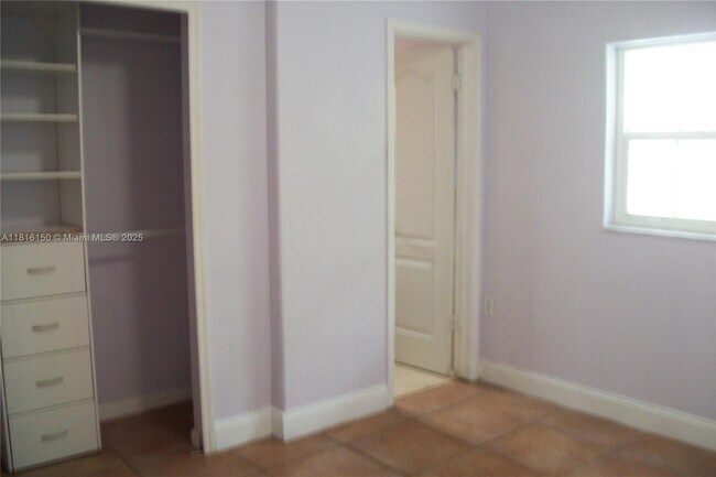 Building Photo - 7230 W 34th Ct