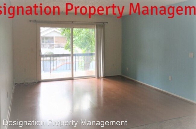 Building Photo - 2 br, 1.5 bath House - 3015 Division St. #211