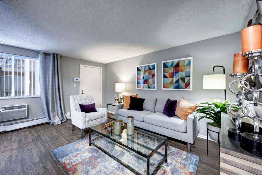 Primary Photo - Ten 30 & Ten 49 Apartments