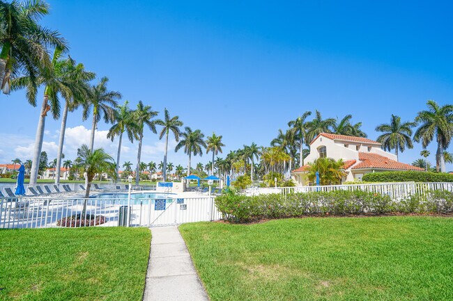 Building Photo - 6080 Bahia Del Mar Cir