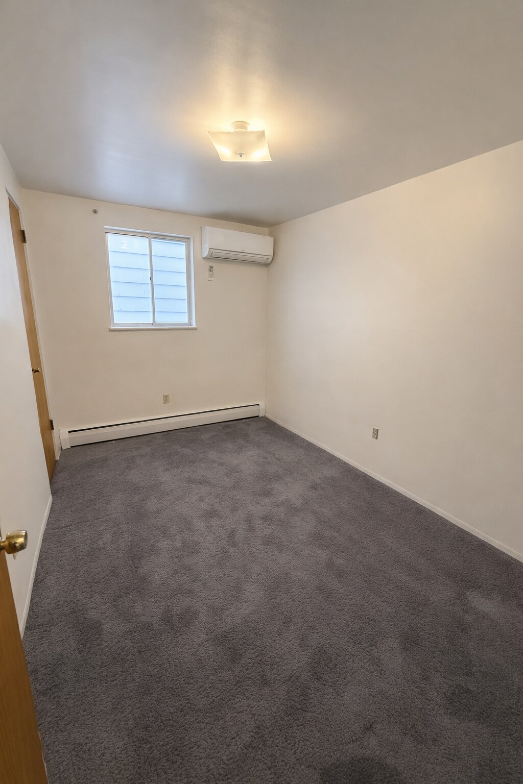 Building Photo - 50 Maplewood St