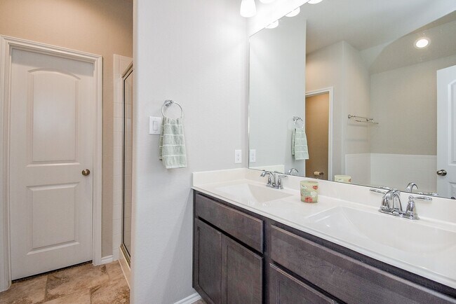 Building Photo - 23819 Naples Shore Dr