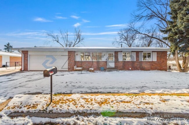 Building Photo - 10017 Sprague St