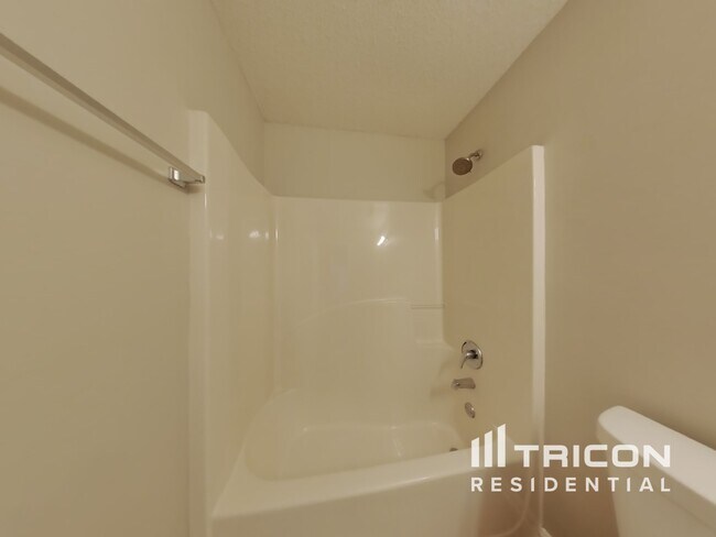 Building Photo - 340 Wekiva Ct