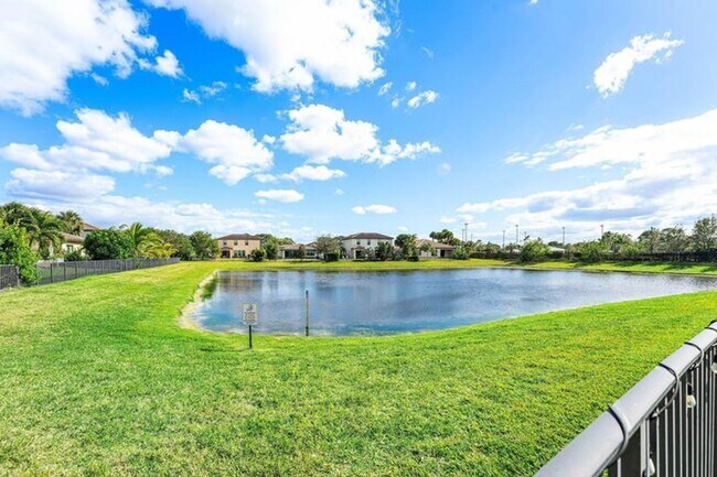 Building Photo - 3234 Klays Ct