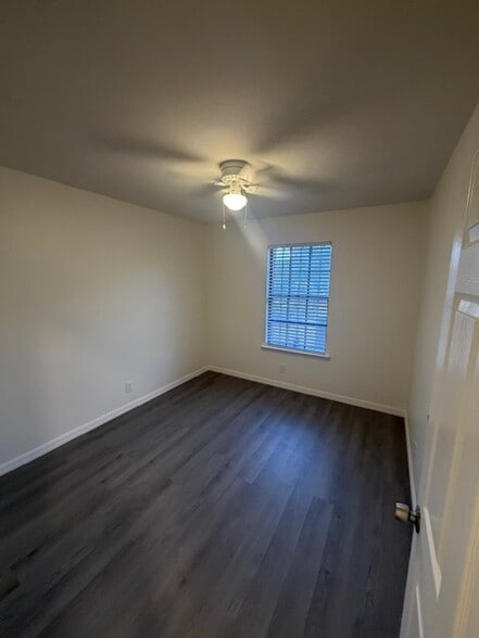 Bedroom 1 - 3408 Sydney St